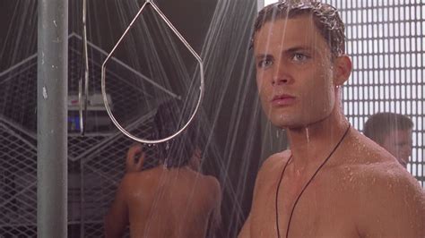 Casper Van Dien Talks Starship Troopers Naked Shower Scene,。